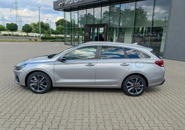 Hyundai I30 cena 119900 przebieg: 10, rok produkcji 2023 z Radlin małe 326